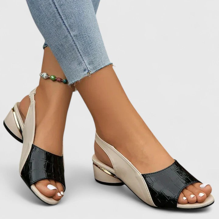 María | Sandalias de cuero elegantes