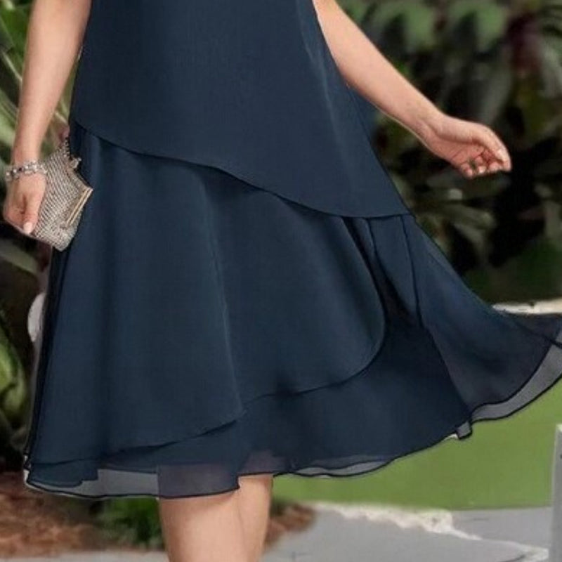 Clarissa - Vestido Midi Clásico